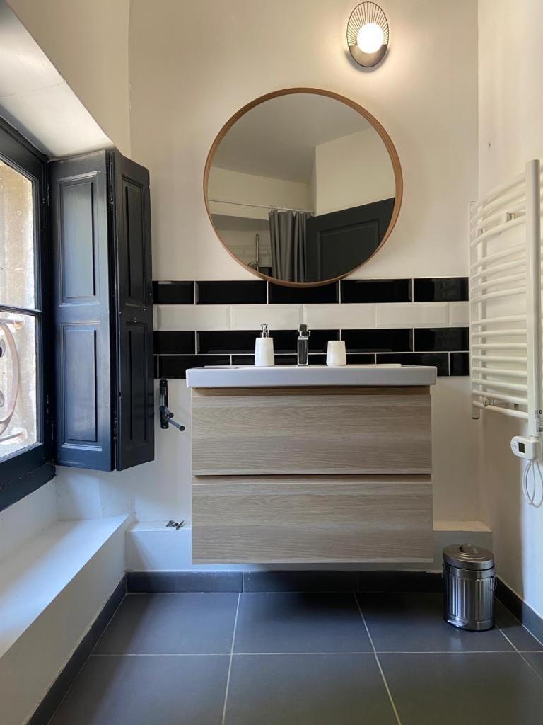 Appartement De Standing Au Coeur D'Avignon Ngoại thất bức ảnh